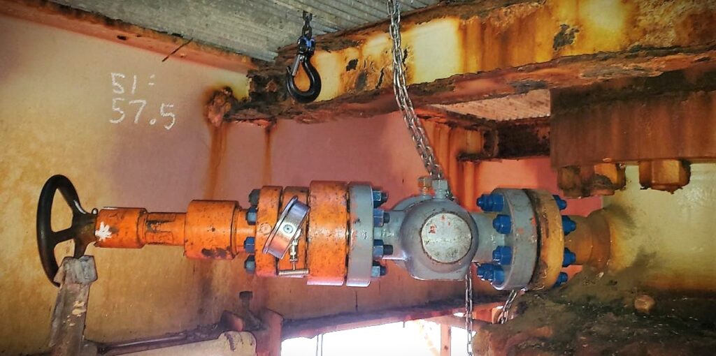 A BPV lubricator in poor condition